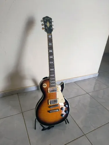 Guitarra Les Paul Condor CLP2S