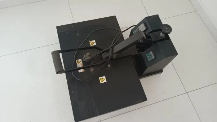 Prensa Térmica manual 40x60 preta 220V