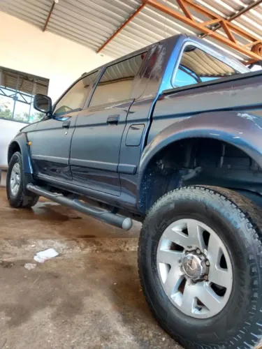 Mitsubishi L200 2004 Sport HPE 2.5  4X4 CD DTI AUT. (leia até o final)