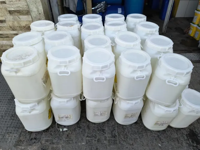 Bombonas brancas 30 l duas tampas