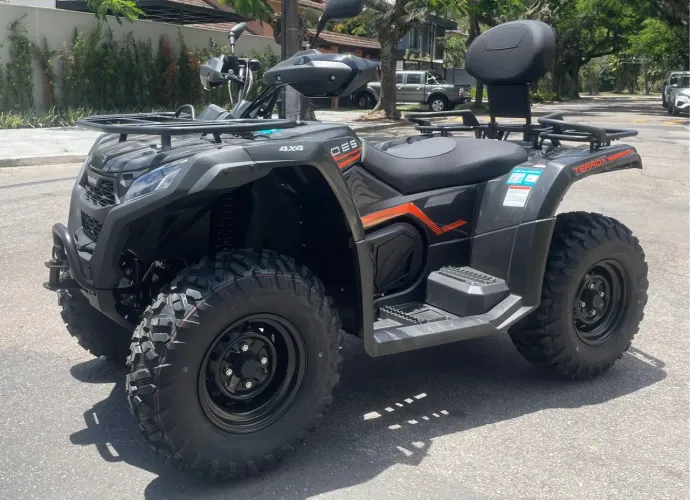 Quadriciclo CFMOTO Terrox 4x4 400c 0km