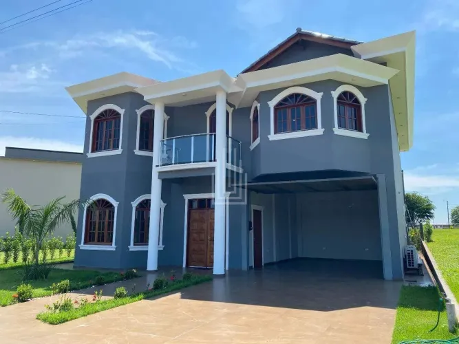 Casa à venda no Condomínio Terra Nova, no Paraguai.
