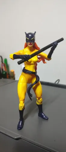 Hellcat Marvel Legends Action Figure Boneco