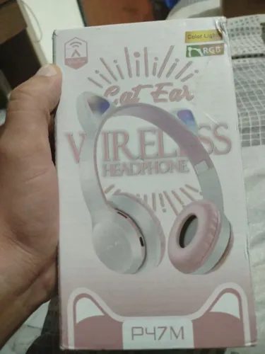 Fone de ouvido Cat Ear Wireless P47M com Luz RGB