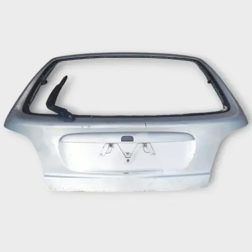 Tampa traseira Renault Megane hatch 1999 a 2005