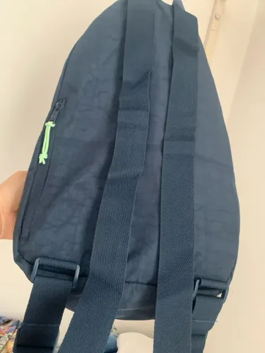 Mochila Azul OXER  com Detalhes em Verde