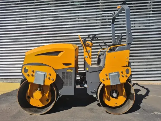 Rolo Vibratório St5000n Motor Changchai Zn490b