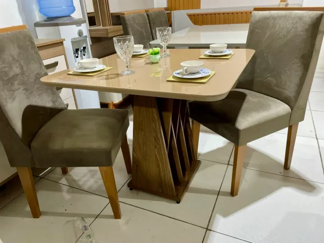 Mesa 4 lugares entrego no mesmo dia