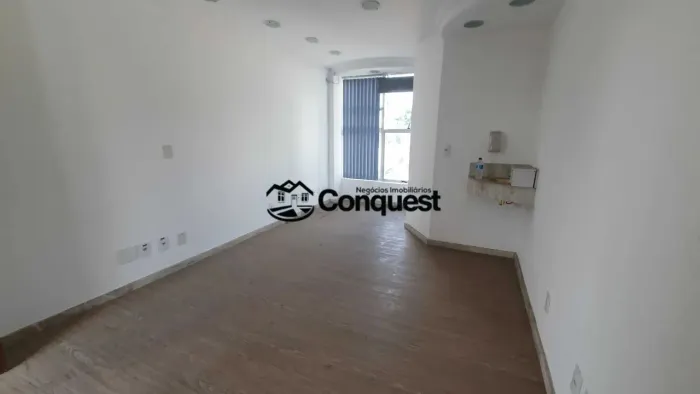 Vendo Otima Sala Comercial, Bairro Eldorado, Colado Big Shopping !!