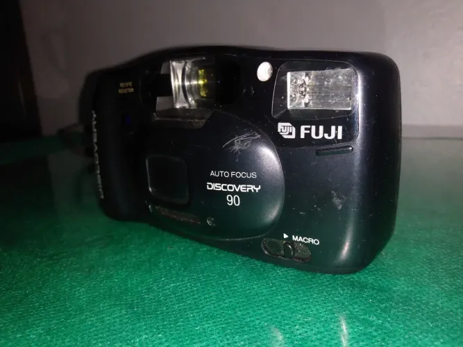Máquina Fotográfica Discovery Fuji Mecânica