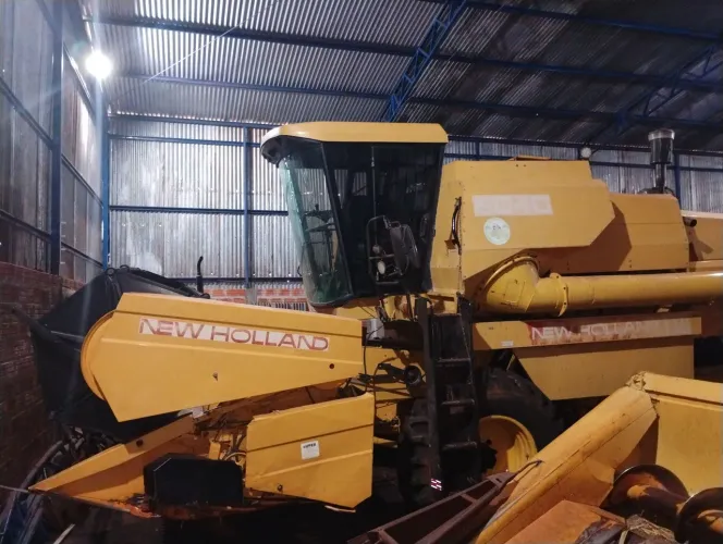 Colheitadeira New Holland