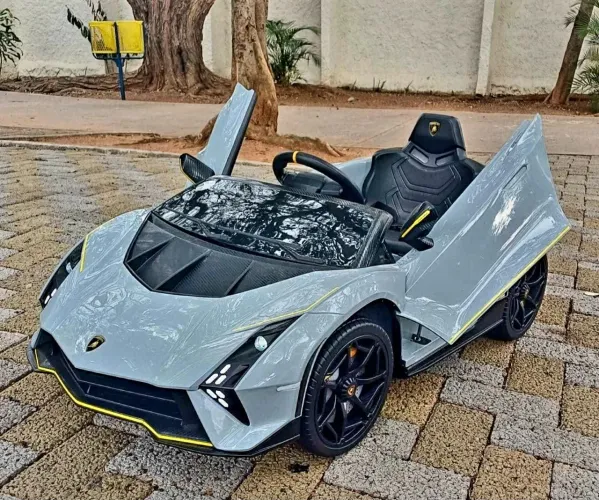 Carrinho Elétrico Infantil Lamborghini Aventador