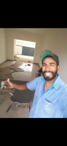 Pedreiro, Reformas, construções, eletricista, encanador, serralheiro!