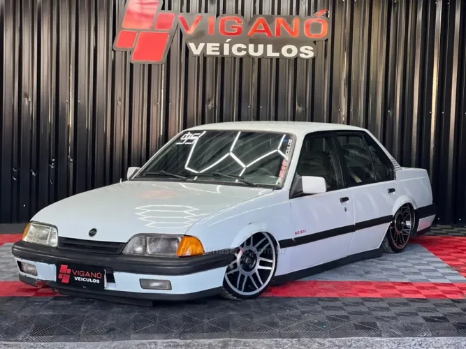 Chevrolet Monza GLS/ Hi-tech 2.0 EFI 2P E 4P 1995