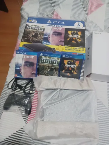 Vendo PS4 1TB