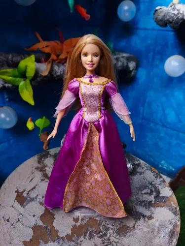Barbie princesa da ilha Luciana