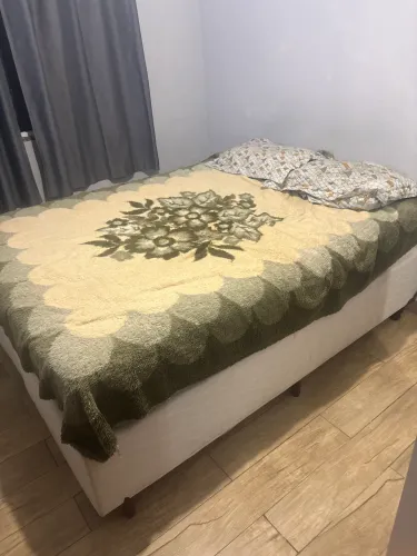 Cama queen size troco por cama de viuvo