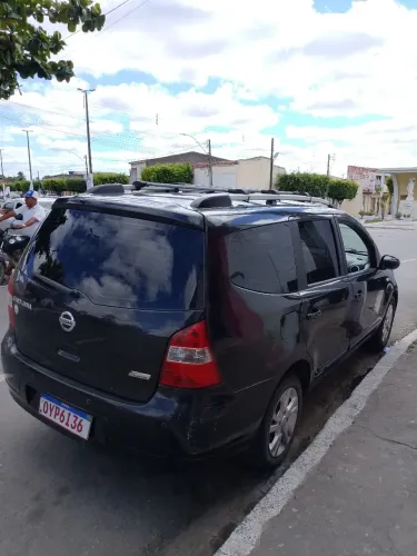Nissan Livina Grand S 1.8 16V Flex Fuel Mec. 2014