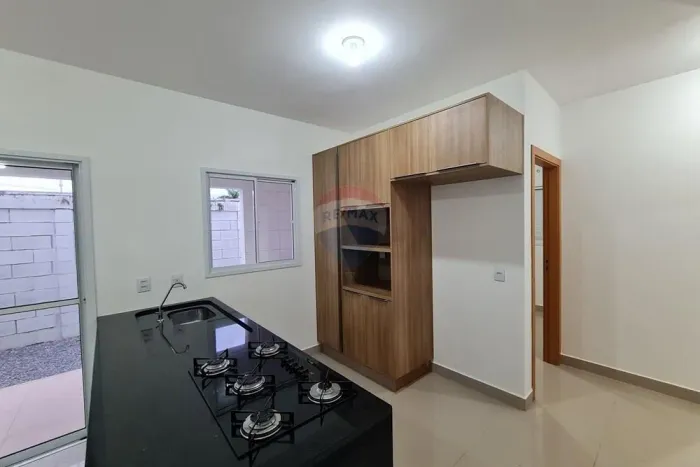 Casa para aluguel no Condomínio Primordiale, com móveis planejados, 3 quartos, 1 suíte, Ba