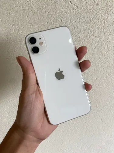 iPhone 11 - Branco ENTREGO ?