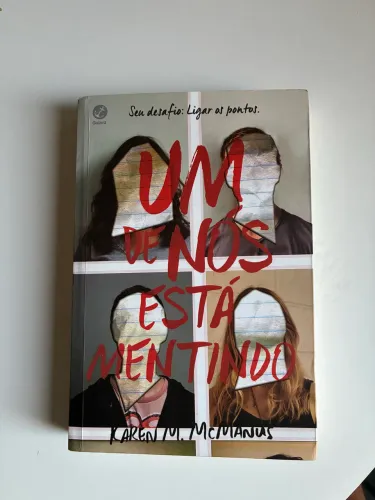 livro um de nós está mentindo