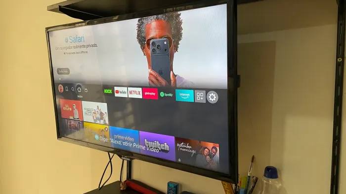 TV 32 Sansung + fire stick + Suporte