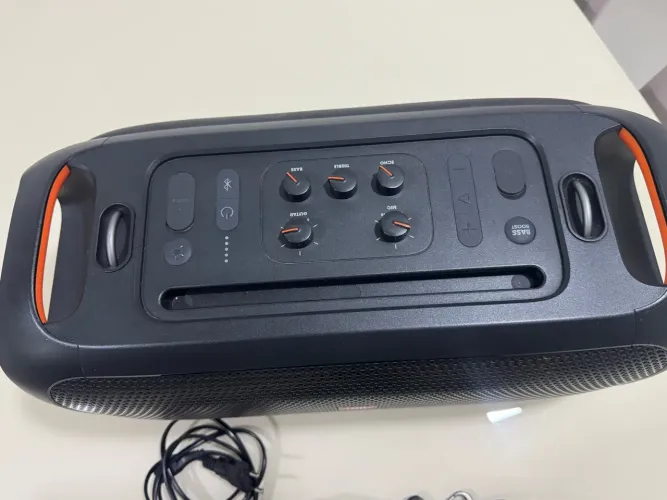 JBL PARTYBOX ON THE GO