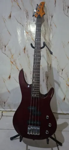 Belíssimo baixo top