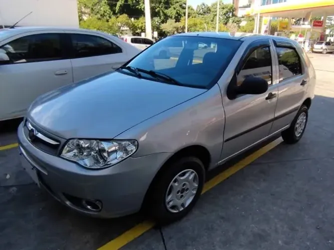 Fiat Palio 1.0 Economy Fire Flex 8V 4P 2013