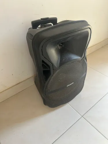 Caixa de som para concerto 