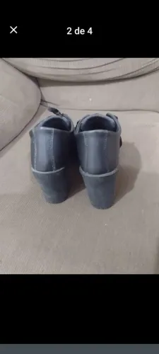 Bota coturno tamanho 37 Preto