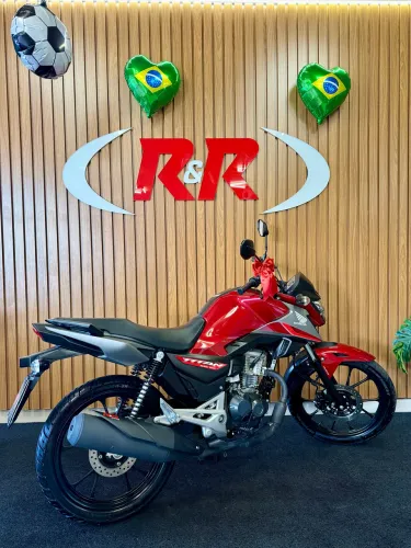 Titan 160 Zera 1,900 km Ipva pg já !!!