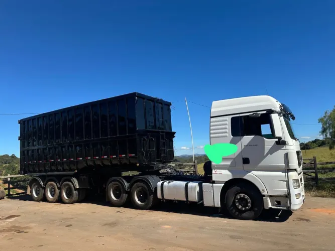 Vendo o conjunto ou separado man tgx29440 ano 2019 único dono