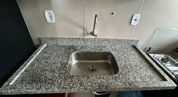 Pia de granito 1.20m + Cuba inox