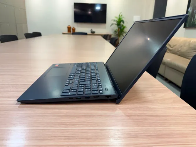Notebook VAIO FE16