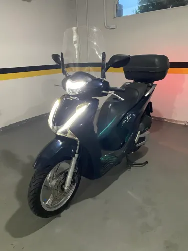 Honda SHi 150
