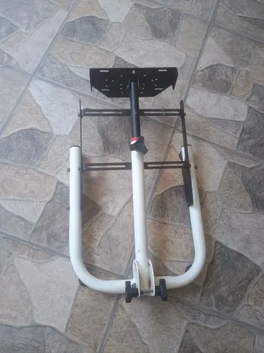 Suporte cockpit para volante