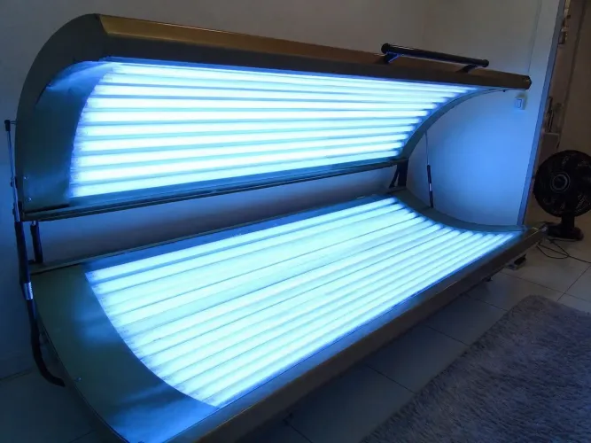 Máquina de bronzeamento 