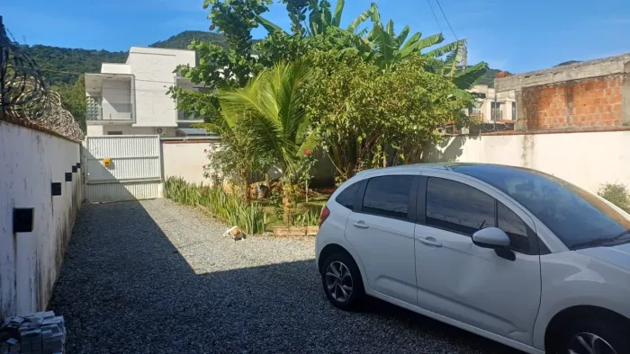 Terreno bairro Rio pequeno camboriu 300m