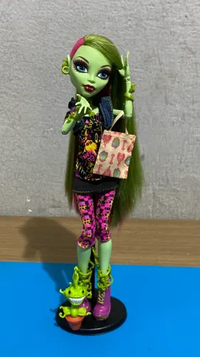 Monster High G1 Venus McFlytrap