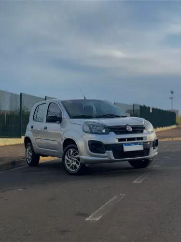 Fiat Uno Attractive 1.0 EVO Fire Flex 8V 5P 2021