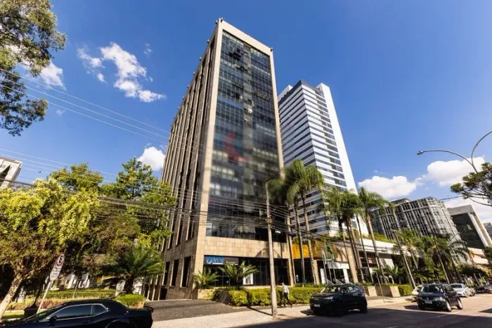 ALUGA-SE SALA COMERCIAL | CENTRO CÍVICO | ÓTIMO ESPAÇO