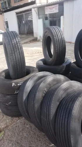 LOTES DE PNEUS DE CARRO, CAMINHÃO E MOTO TUDO PRONTO PRA REVENDER