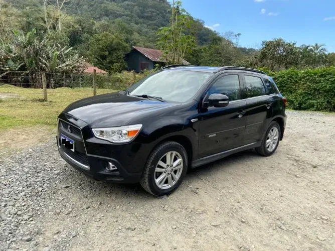 Mitsubishi ASX 2.0 16V 4X4 160cv Aut. 2011