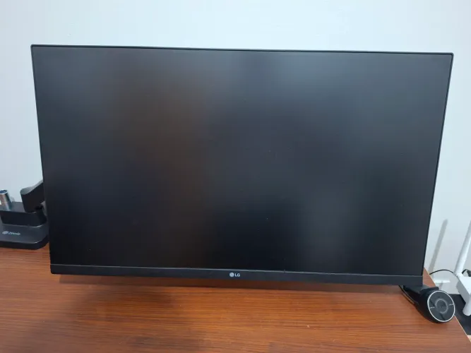 Monitor 27 LG Full HD