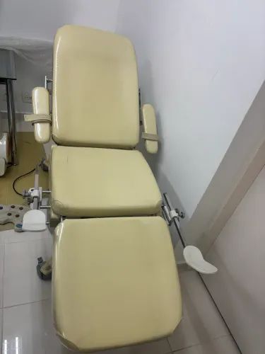 Maca Ginecológica Elétrica - MEDPEJ MG 5000 usada