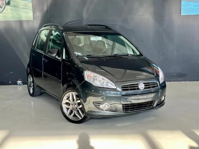 Fiat Idea Attractive 1.4 Fire Flex 8V 5P 2012