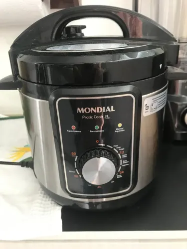 Panela de pressão elétrica
