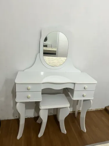 Vendo penteadeira com banco