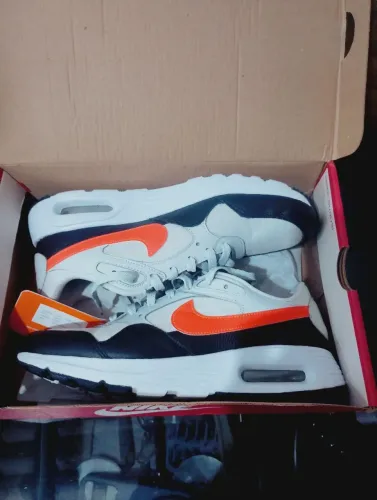 Vendo tênis NIKE AIR MAX SC original